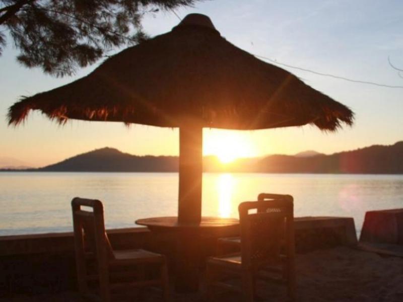 Krisna Bungalows And Restaurant Sekotong Esterno foto